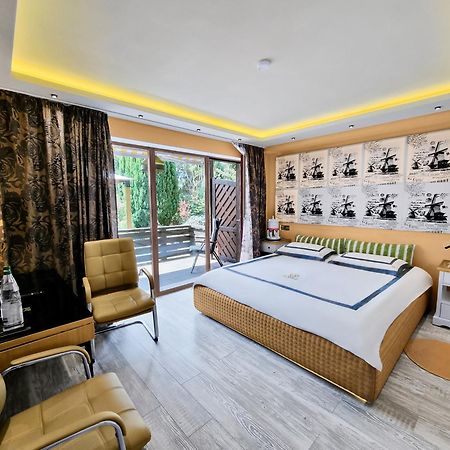 Hotel Roessle Dobel Luaran gambar