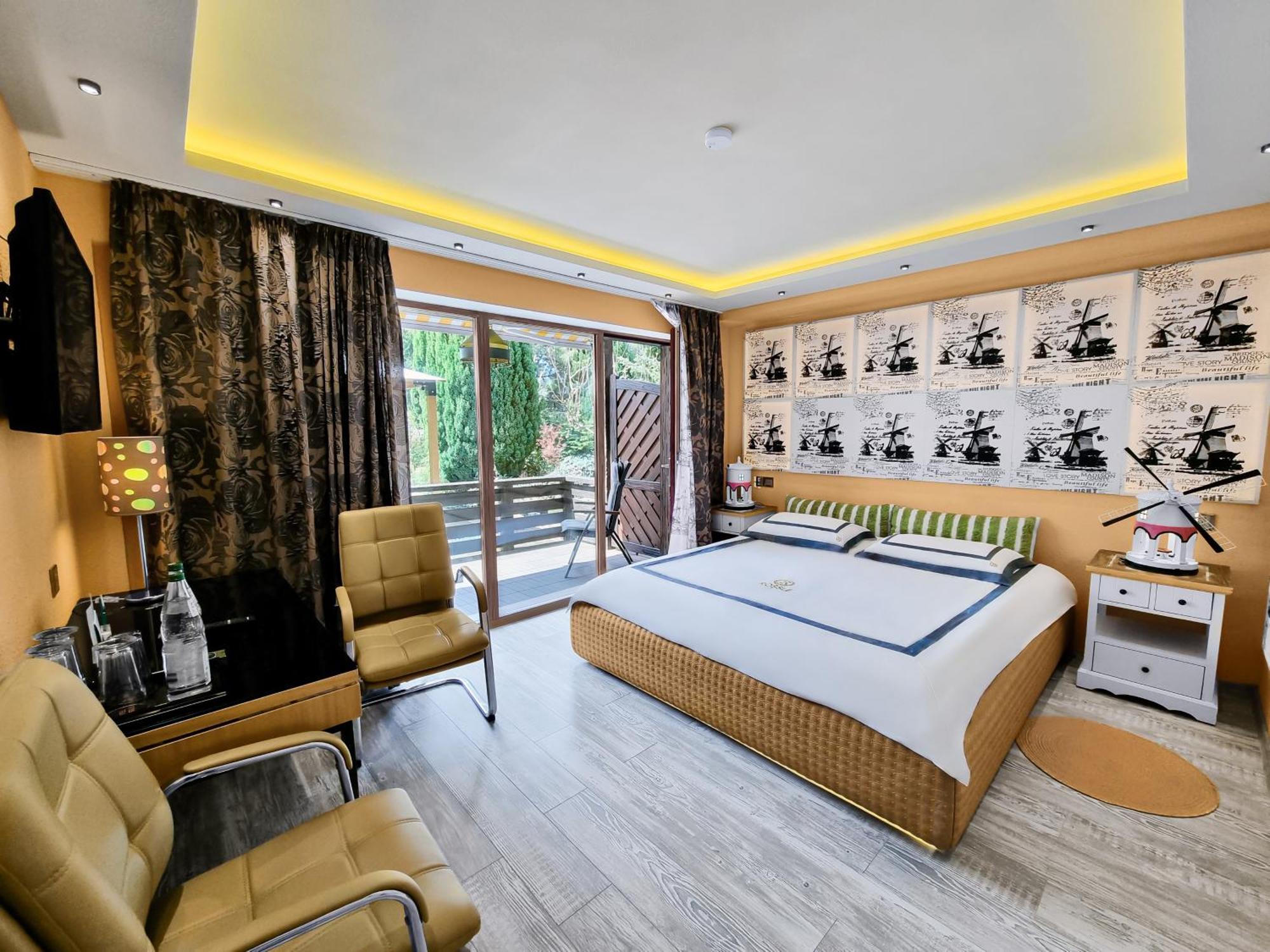 Hotel Roessle Dobel Luaran gambar