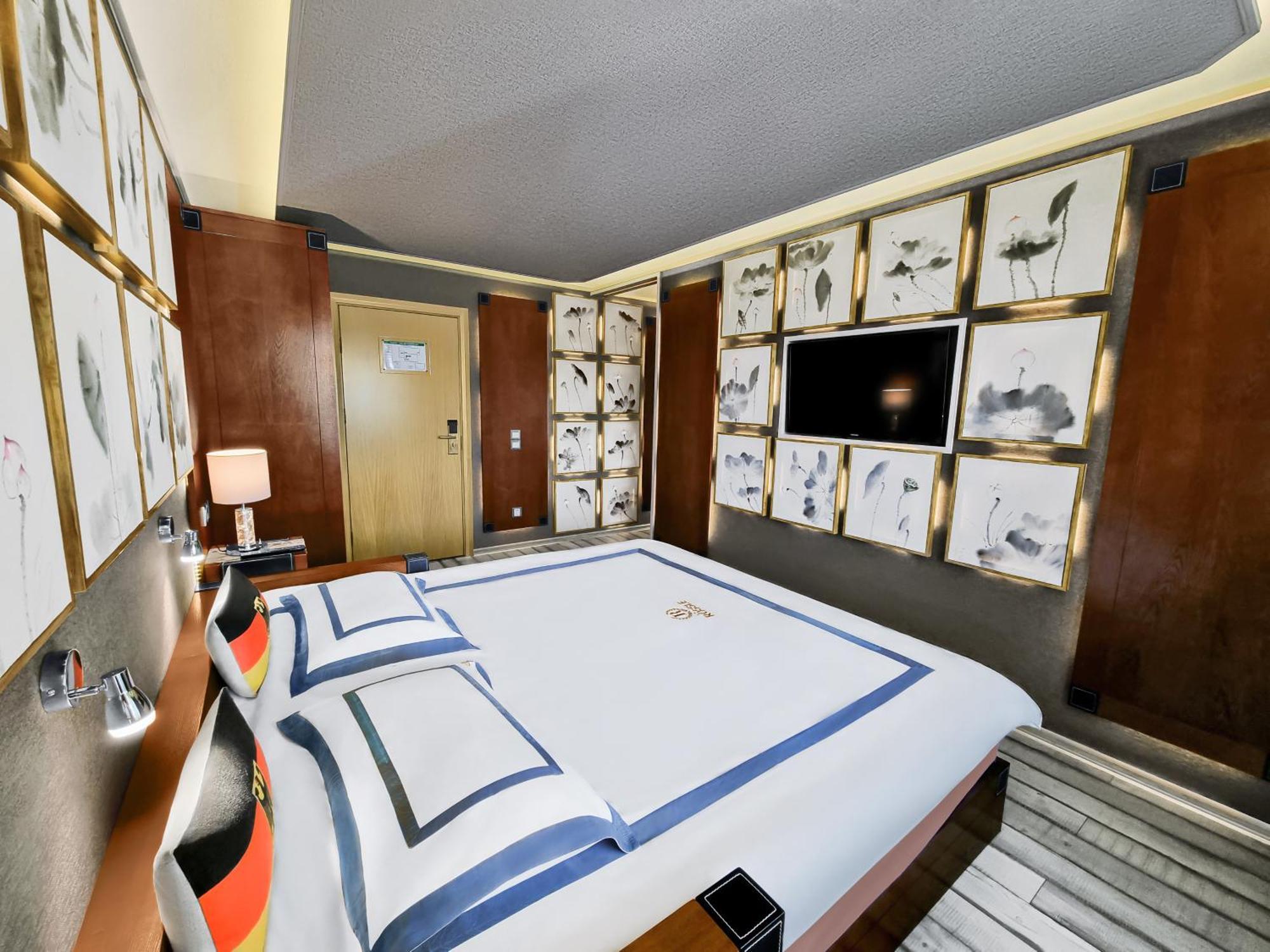 Hotel Roessle Dobel Bilik gambar