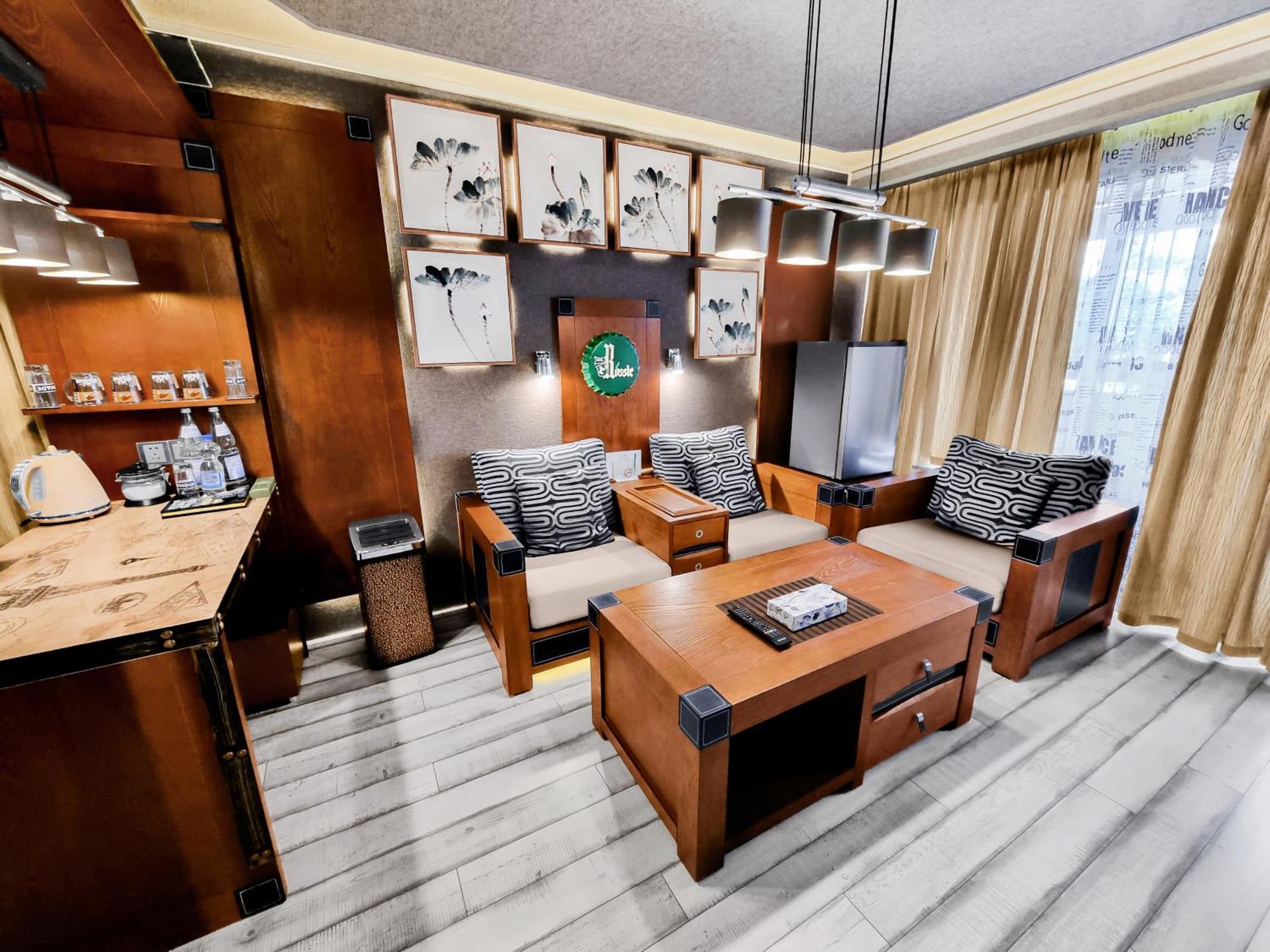 Hotel Roessle Dobel Bilik gambar