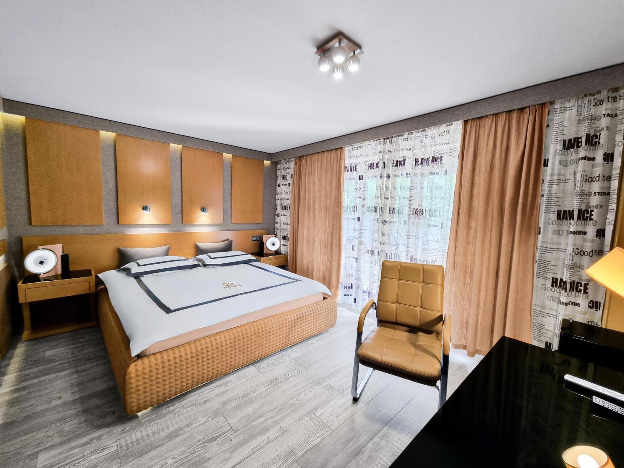 Hotel Roessle Dobel Luaran gambar